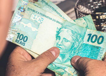 Governo federal libera R$ 5,7 bilhões do Orçamento de 2026 e reduz bloqueio para R$ 17,9 bilhões. Ministérios terão até 6 de agosto para indicar ações.