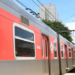 CPTM volta a operar linhas 11-Coral, 12-Safira e 13-Jade após falhas na gestão inicial da Trivia Trens. Artesp fará investigação sobre problemas.