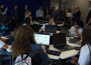 Projeto Mentes Digitais Foresea oferece 24 vagas gratuitas para pessoas com deficiência em curso de tecnologia com duração de oito meses no Rio.