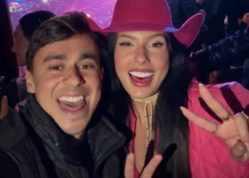 Ana Castela e Pabllo Vittar deixam de se seguir no Instagram após repercussão de interação da cantora com Nikolas Ferreira.