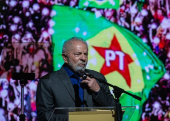 PT lança financiamento coletivo para a campanha de reeleição de Lula, com doações de até R$ 1.064 por operação.