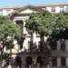UFRJ investiga agressão a estudante de História no IFCS e suspeita de uso de símbolos associados ao nazismo. Polícia Civil também apura o episódio.
