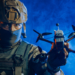 Secretário de Segurança do Rio afirma que traficantes utilizam drones adaptados inspirados em táticas da guerra da Ucrânia durante confrontos entre facções.