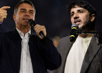 Renan Santos afirma ter registros técnicos que podem comprovar fraude na filiação de Flávio Bolsonaro ao Missão. TSE restabelece vínculo do senador com o PL.