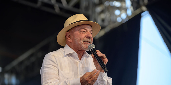 Lula defende que as eleições brasileiras sejam conduzidas sem interferência dos Estados Unidos e afirma que deseja preservar o diálogo com Trump.