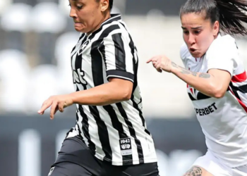 São Paulo goleia o Botafogo por 5 a 1, chega aos 38 pontos e empata com o Corinthians na liderança do Brasileirão Feminino.