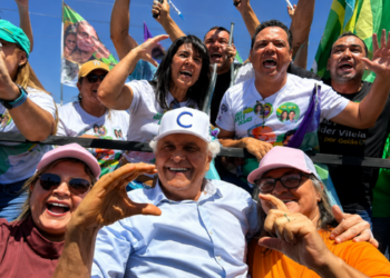Ronaldo Caiado inicia campanha à Presidência em Goiás, com agenda pelo Entorno do DF e discurso centrado na segurança pública e na experiência administrativa.