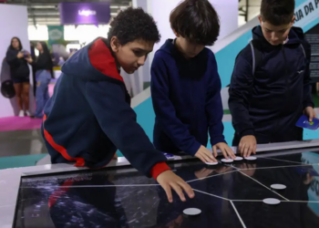 4º Festival Nacional de Matemática acontece no Rio de Janeiro com jogos, robótica, quadrinhos, desafios e experiências gratuitas para o público.