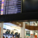 Avião de pequeno porte saiu da pista no Aeroporto Santos Dumont, no Rio. Incidente provocou desvios, 71 cancelamentos e fechamento do terminal.
