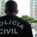 Homem apontado como integrante do Comando Vermelho e responsável por ataques contra grupos rivais foi preso durante operação em Duque de Caxias.
