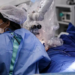 Rio de Janeiro concentra quase um terço dos casos de exercício ilegal da medicina no Brasil. Especialistas alertam para os riscos de procedimentos estéticos feitos por pessoas sem habilitação.