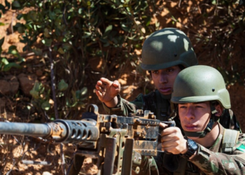Exército Brasileiro realizou em Goiás o exercício Sagitta Primus 2026, com testes de tecnologias e estratégias para identificar e combater ameaças representadas por drones.