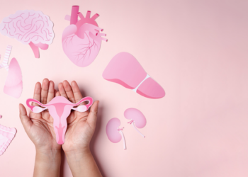 Sintomas da menopausa podem afetar a vida sexual, mas secura, dor e baixa libido podem ser tratados e precisam de avaliação médica.