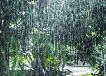 Frente fria provoca chuva e queda nas temperaturas no Rio de Janeiro no início da primavera. Veja a previsão para os próximos dias.