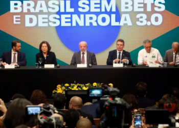 Desenrola Brasil 3.0 permite compra de dívidas antigas pela União e prevê repasse de descontos de pelo menos 90% aos consumidores.