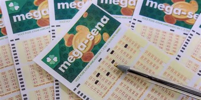 Mega-Sena acumula após ninguém acertar as seis dezenas do concurso 3.057. Próximo sorteio, na terça-feira (15), terá prêmio estimado em R$ 95 milhões.
