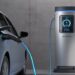 Brasil ultrapassa 950 mil carros elétricos e híbridos. Motoristas relatam economia de até 70% com a troca da gasolina pela eletricidade.