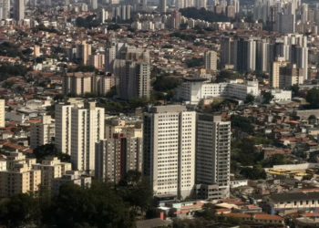 Novo painel do IMDS reúne 228 indicadores sociais e econômicos dos 26 estados e do Distrito Federal para comparação e análise histórica.
