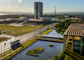 Governo brasileiro reage a documento dos EUA sobre PCC e CV e contesta avaliação de que país falhou no enfrentamento às facções.