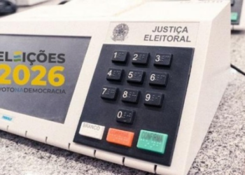 Boca de urna é crime no dia da eleição. Veja o que é proibido, o que o eleitor pode fazer e como denunciar irregularidades nas Eleições 2026.