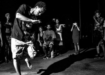 Programa Cultura Presente nos Territórios oferece 260 oficinas gratuitas em mais de 50 espaços do Rio de Janeiro. Confira as atividades e municípios.