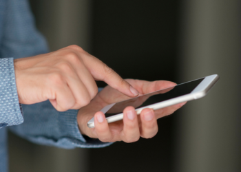 Secretaria Municipal de Saúde do Rio começa a identificar sinais de dependência em apostas online durante consultas e oferece acompanhamento aos pacientes.