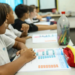 Professores da educação básica pública podem concorrer a mais de 8 mil vagas gratuitas de mestrado e doutorado. Confira as áreas e programas.