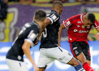 Flamengo termina a 26ª rodada na liderança do Brasileirão após vencer o Remo e contar com empate entre Botafogo e Palmeiras.