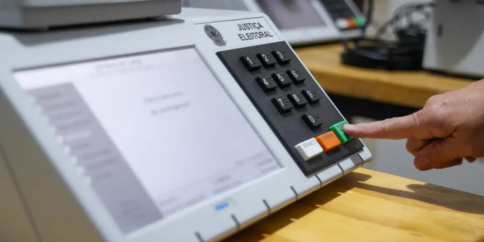 Assédio eleitoral no trabalho ganha atenção antes das eleições de 2026. Saiba o que caracteriza a prática e onde denunciar.