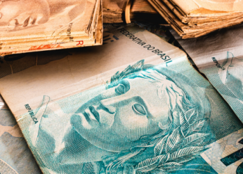 CVM condena 16 pessoas e empresas em processo sobre o fundo Brazil Realty e aplica R$ 201 milhões em multas.
