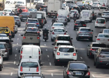 Programa CNH do Brasil registra 7,3 milhões de pedidos de primeira habilitação em 2026 e aponta economia de quase R$ 10 bilhões.