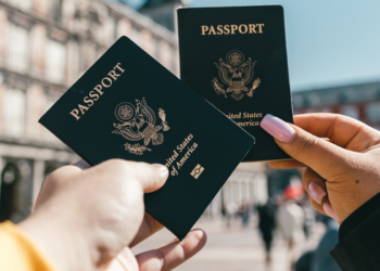 Sonhar com viagem pode simbolizar mudanças, descobertas e novos caminhos. Veja o que pode significar viajar sozinho ou acompanhado da família.