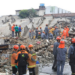 Temporais deixam oito mortos e um desaparecido em São Paulo após chuvas intensas, com desabamentos, enchentes, deslizamentos e quedas de árvores.