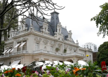 Palacete Celina Guinle e Linneo de Paula Machado, em Botafogo, recebe tombamento federal após mais de três décadas de análise pelo Iphan.