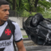 Robert Renan, zagueiro do Vasco, sofre acidente de carro no Rio de Janeiro. Veículo capotou na Zona Oeste, mas jogador saiu ileso e treinou normalmente.