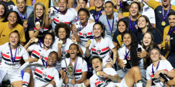 São Paulo conquista pela primeira vez o Brasileirão Feminino A1 após empatar com o Corinthians no MorumBIS e encerra sequência de seis títulos do rival.