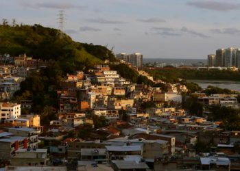 Mapa da Desigualdade 2026 aponta impactos da poluição, da violência e da falta de saneamento na saúde e na qualidade de vida da Região Metropolitana do Rio.