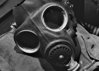 Estudo publicado na The Lancet identifica 17 ameaças para a humanidade nas próximas décadas, incluindo pandemias, mudanças climáticas, guerra nuclear e inteligência artificial.