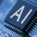 Bill Gates alerta que o avanço da inteligência artificial pode ampliar ciberataques, fraudes e extorsões, além de aumentar preocupações com riscos biológicos.