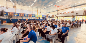 Rio Cidade Criativa forma 1.400 alunos em cursos gratuitos de artesanato e incentiva o empreendedorismo, a qualificação profissional e a geração de renda nas comunidades cariocas.