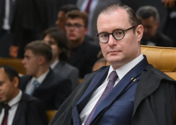 STF solicita manifestações da PGR e da AGU sobre ação do PSD que questiona a vitória de Douglas Ruas no primeiro turno da eleição para o governo do Rio.
