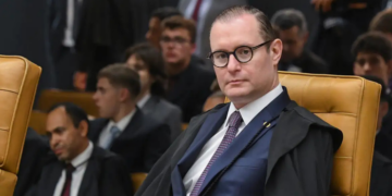 STF solicita manifestações da PGR e da AGU sobre ação do PSD que questiona a vitória de Douglas Ruas no primeiro turno da eleição para o governo do Rio.