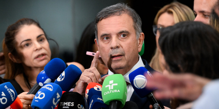 Rogério Marinho afirma que não há provas para sustentar acusação de fraude nas eleições de 2026 e contrasta com declarações de Flávio Bolsonaro.