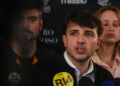 Renan Santos questiona o alcance de Nikolas Ferreira no Instagram e levanta suspeitas sobre possível favorecimento político pela Meta, sem apresentar provas conclusivas.