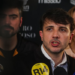 Renan Santos questiona o alcance de Nikolas Ferreira no Instagram e levanta suspeitas sobre possível favorecimento político pela Meta, sem apresentar provas conclusivas.