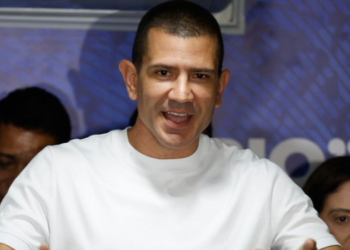 TRE-RJ proclama Douglas Ruas (PL) governador eleito do Rio de Janeiro no primeiro turno, após retotalização elevar seu resultado para 50,88% dos votos válidos.
