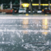 Chuva forte provoca alagamentos no Rio de Janeiro, e frente fria mantém previsão de temporais até sábado, com ventos de até 70 km/h no litoral.