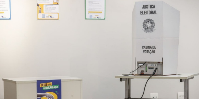 Transporte público gratuito no RJ no segundo turno das eleições 2026. Gratuidade valerá nos 92 municípios, das 6h às 20h, em diversas modalidades.