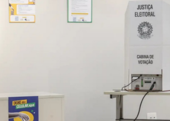 Itaguaí terá eleição suplementar para prefeito e segundo turno presidencial neste domingo (25). Veja os candidatos, horários e regras para votar.