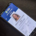 Saiba como usar o e-Título para consultar o local de votação, justificar ausência e acessar boletins de urna no segundo turno das eleições.